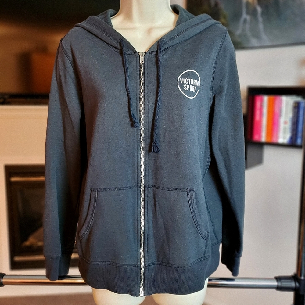 VSX Victoria Sport hoodie size L